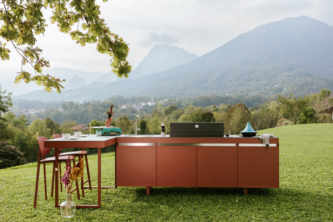 Outdoorküche Deluxe mit Bartisch