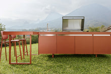 outdoorküche-deluxe-mit-bartisch-gartengrill