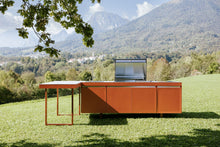 outdoorküche-deluxe-mit-bartisch-gartengrill