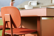 outdoorküche-deluxe-mit-bartisch-gartengrill